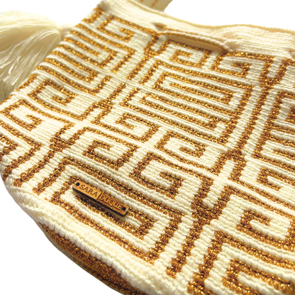 Mochila hilo dorado